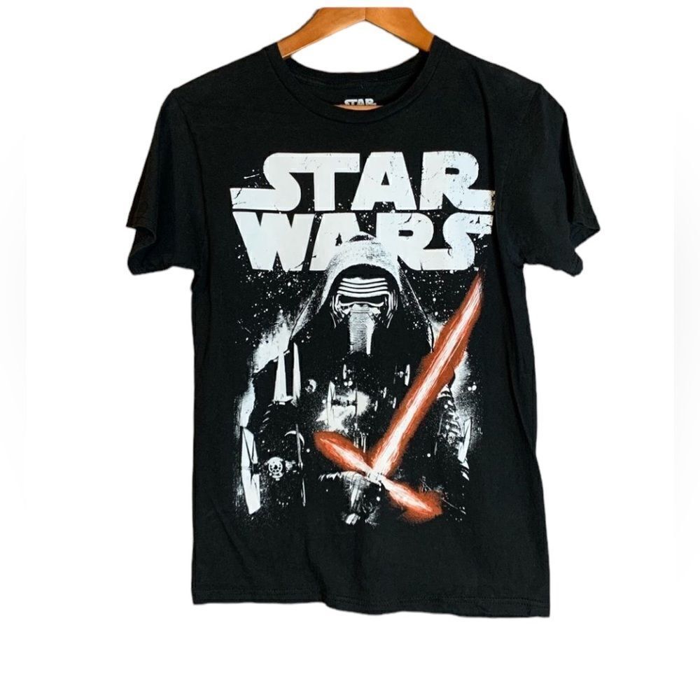 3 for $30! Star Wars graphic‎ tee. Size small  black